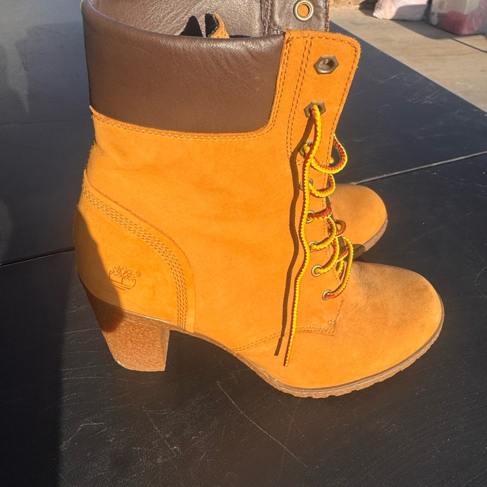 Timberland Women's Tan Leather Boots